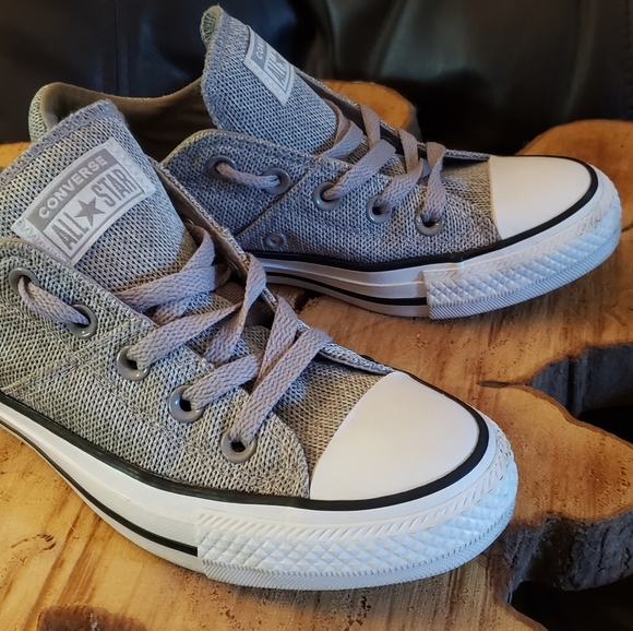 Converse Shoes - Converse size 6 low top shoe,gray/white/black